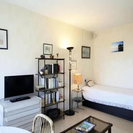 Nice Studio Beachfront *