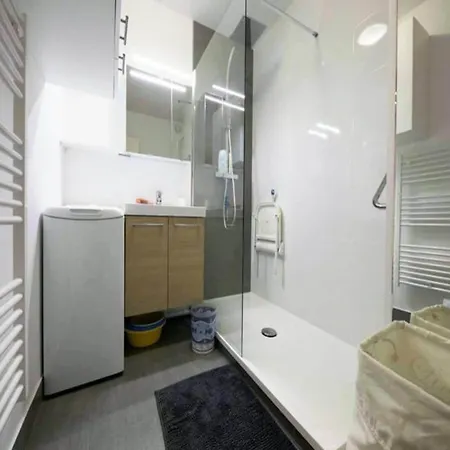 Nice Studio Beachfront 公寓 *