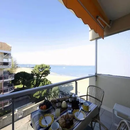 Nice Studio Beachfront *
